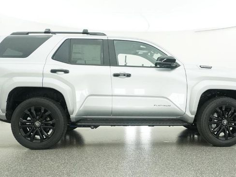 New 2026 Toyota 4Runner 4WD image 19