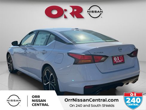 New 2025 Nissan Altima 2.5 SR w/ SR Premium Package image 7