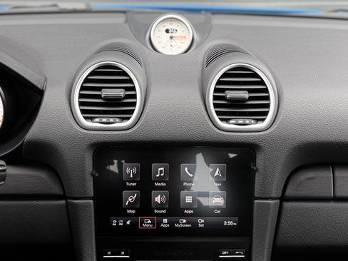 Certified 2025 Porsche 718 Cayman GT4 image 25