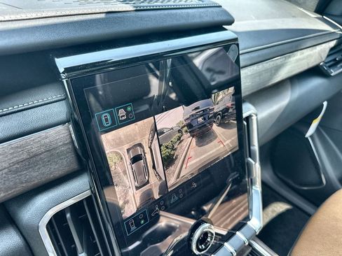 New 2026 GMC Acadia Denali Ultimate FWD image 29