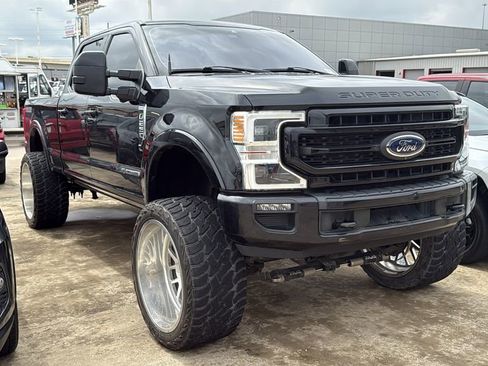 Used 2022 Ford F250 Lariat w/ Tremor Off-Road Package AWD/4WD image 2