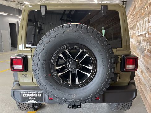 New 2026 Jeep Wrangler Unlimited Sport AWD/4WD image 25