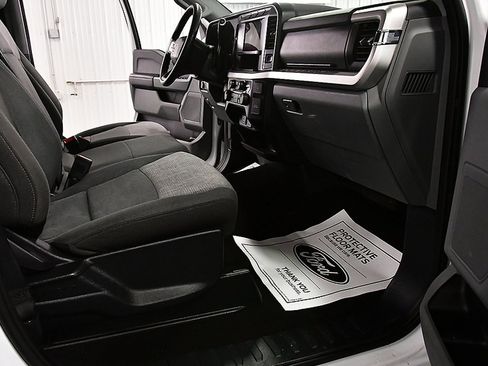 Used 2024 Ford F250 XLT image 30