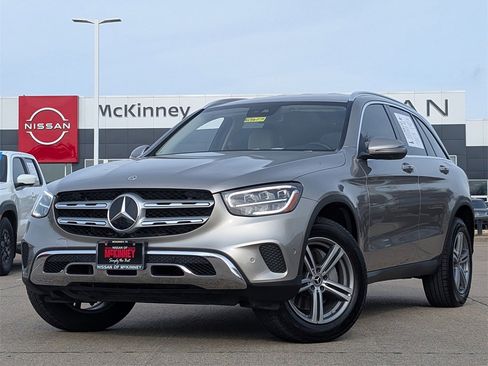Used 2022 Mercedes-Benz GLC 300 w/ Premium Package Lite image 2