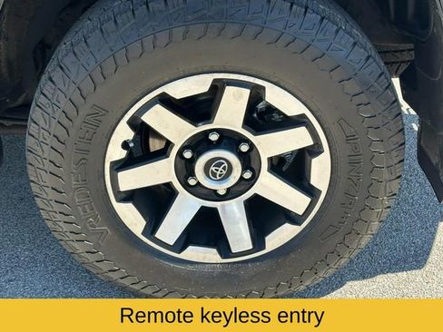 Used 2019 Toyota 4Runner TRD Off-Road Premium image 9