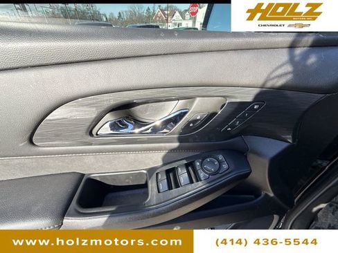 Certified 2023 Chevrolet Traverse High Country image 24