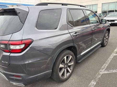 Used 2023 Honda Pilot Elite image 22