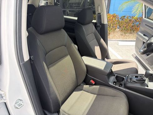 Certified 2024 Honda CR-V EX image 29