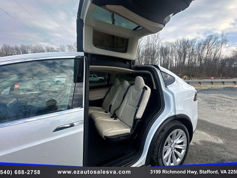 Used 2018 Tesla Model X 75D AWD/4WD image 24