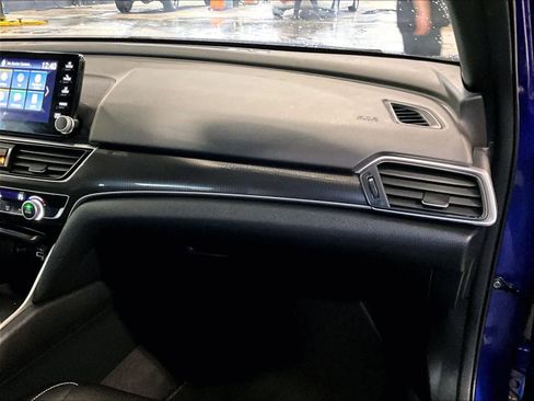 Used 2022 Honda Accord Sport image 13