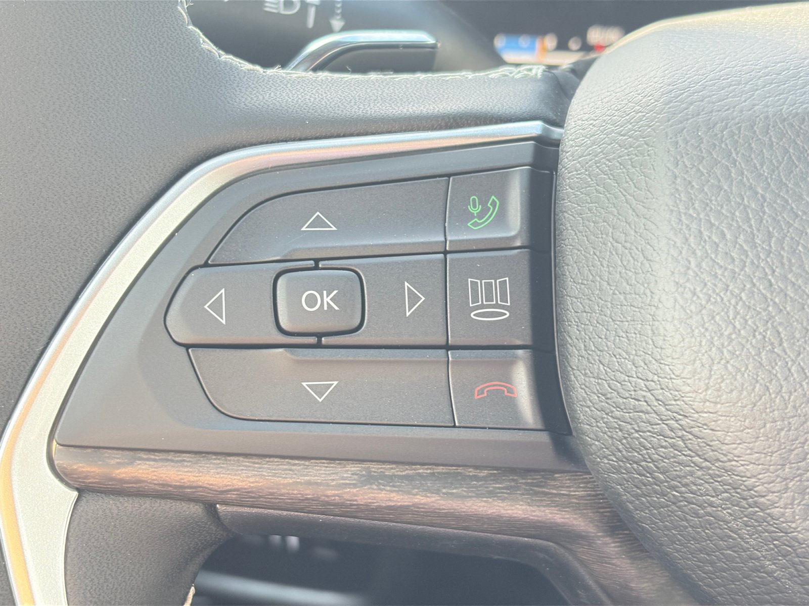 New 2026 Jeep Grand Cherokee Limited AWD/4WD image 23