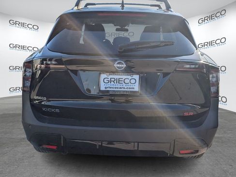 New 2026 Nissan Kicks SR image 6