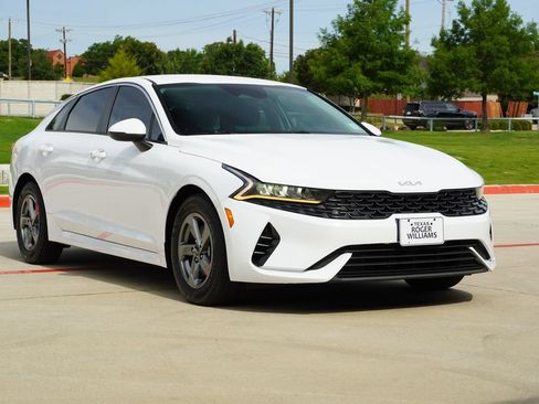 Used 2023 Kia K5 LXS FWD image 6