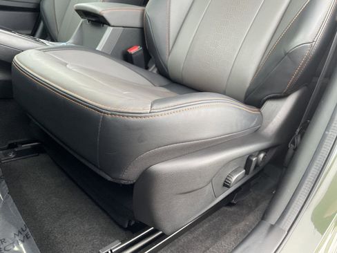 Used 2024 Subaru Crosstrek 2.5i Limited w/ Crosstrek Mirror Package image 26