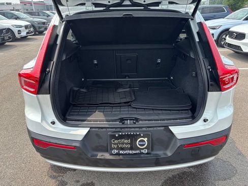 Certified 2023 Volvo XC40 B5 Plus w/ Climate Package AWD/4WD image 24