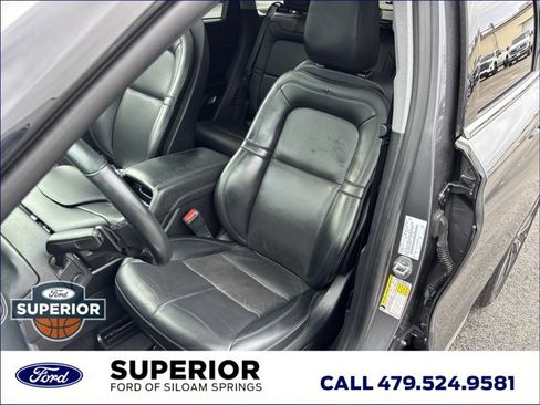 Used 2022 Lincoln Corsair Reserve image 19