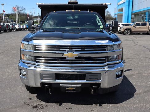 Used 2015 Chevrolet Silverado 3500 LT w/ LT Convenience Package image 19