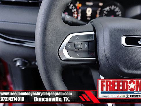 New 2026 Jeep Compass Latitude image 25