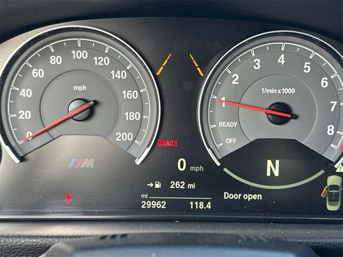 Used 2020 BMW M4 Convertible w/ Executive Package image 4