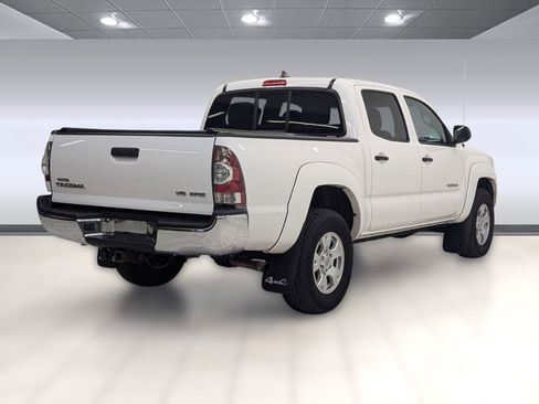 Used 2015 Toyota Tacoma 4x4 Double Cab image 7