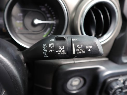 Used 2022 Jeep Wrangler Unlimited Rubicon 4xe w/ Cold Weather Group image 26