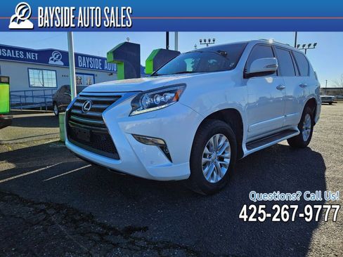 Used 2014 Lexus GX 460 Base w/ Premium Package image 1