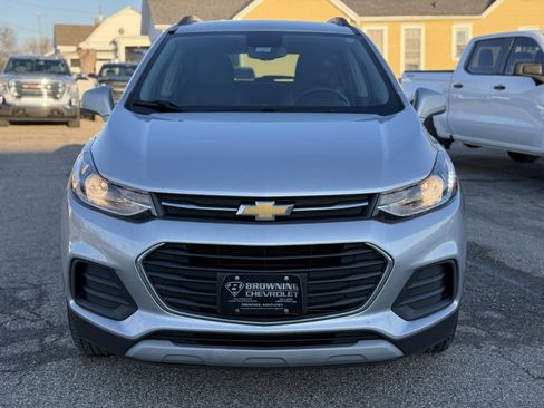 Used 2019 Chevrolet Trax LT w/ LT Convenience Package image 10