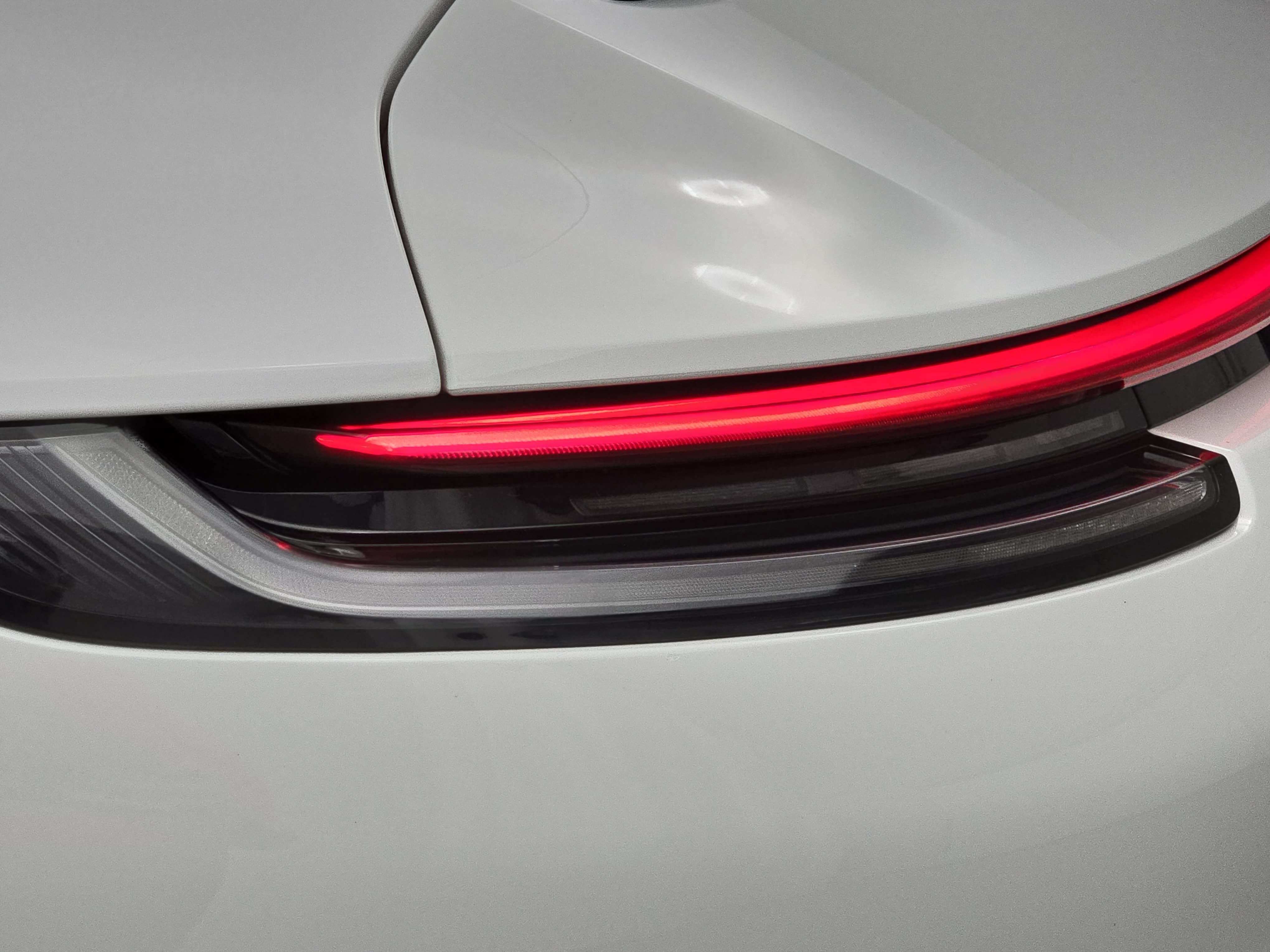 Certified 2023 Porsche 911 Carrera T RWD image 35