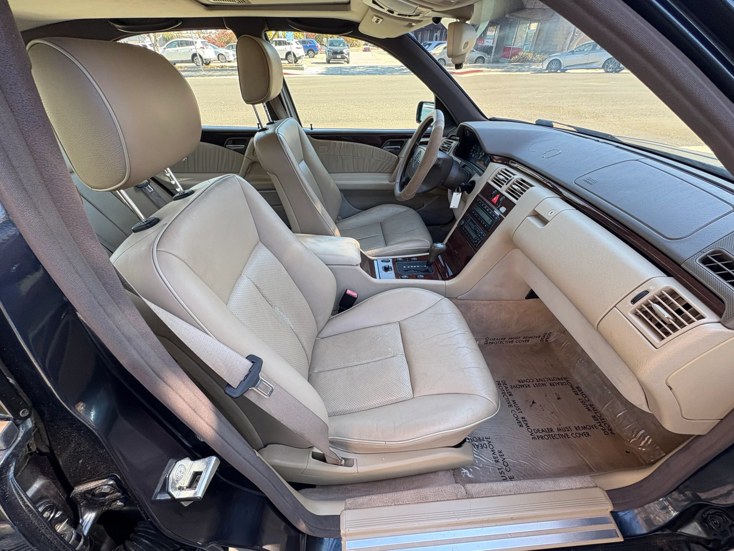 Used 1996 Mercedes-Benz E 320 Sedan image 11