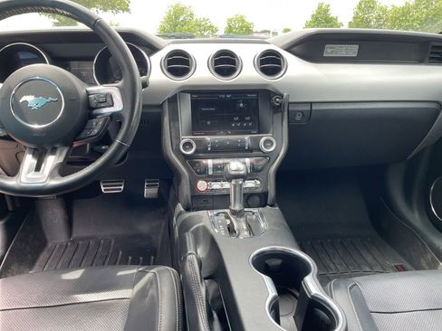 Used 2015 Ford Mustang Premium RWD image 13