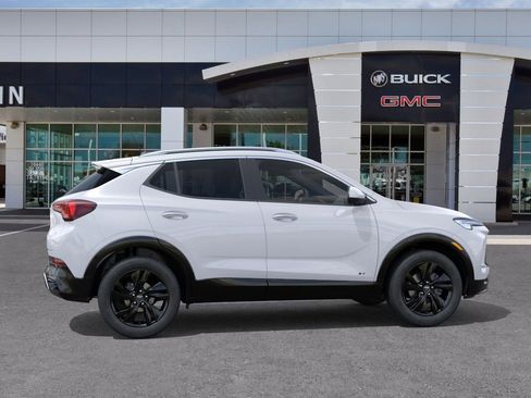 New 2026 Buick Encore GX Sport Touring image 5