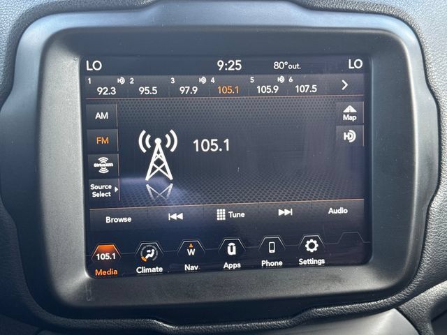 Certified 2023 Jeep Renegade Trailhawk AWD/4WD image 27