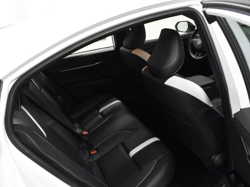 Certified 2025 Toyota Camry SE image 17