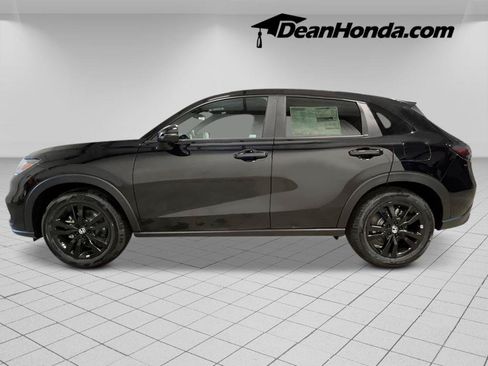 New 2027 Honda HR-V Sport image 2