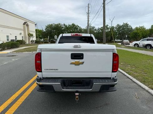Used 2018 Chevrolet Colorado W/T image 2