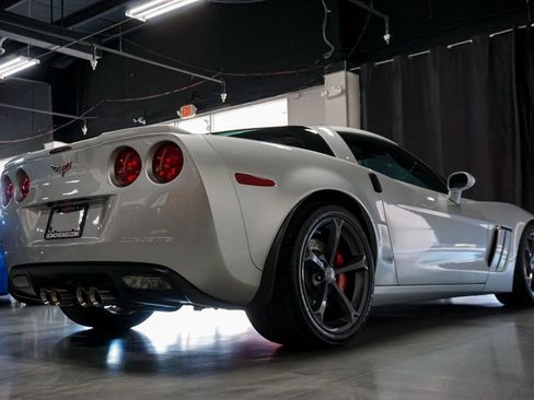 Used 2012 Chevrolet Corvette Grand Sport w/ 3LT Preferred Equipment Group RWD image 6