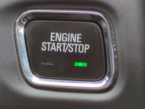 Used 2023 GMC Acadia SLE w/ Driver Convenience Package image 22