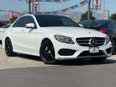 Used 2016 Mercedes-Benz C 300 4MATIC Sedan image 3
