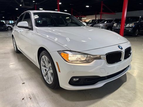 Used 2016 BMW 320i xDrive Sedan AWD/4WD image 8
