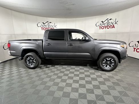 Used 2020 Toyota Tacoma SR5 RWD image 9
