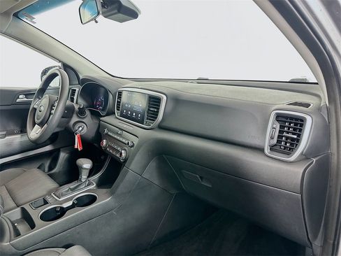Used 2021 Kia Sportage LX image 26