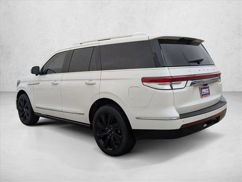 Used 2023 Lincoln Navigator Reserve image 8