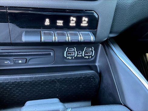 Used 2019 RAM 1500 Big Horn image 19