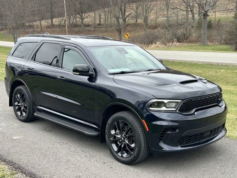 Used 2025 Dodge Durango GT image 9