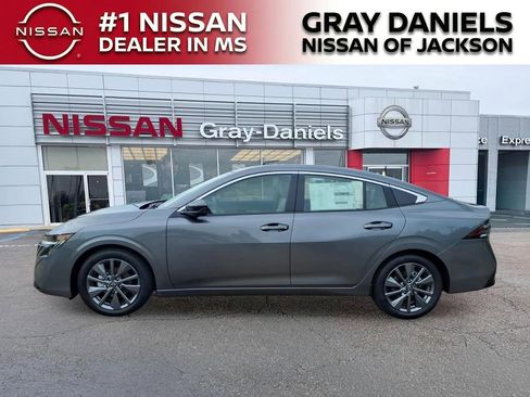 New 2026 Nissan Sentra SL w/ Floor Mat Package FWD image 4