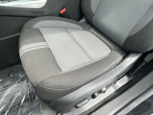 Certified 2024 Chevrolet Blazer LT w/ Convenience Package FWD image 17