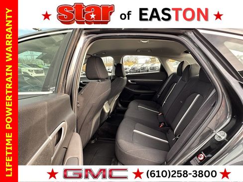 Used 2022 Hyundai Sonata SE image 17