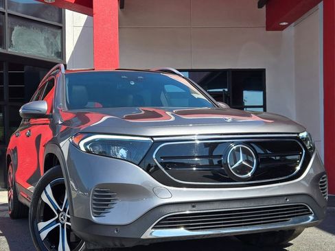 Used 2023 Mercedes-Benz EQB 300 4MATIC w/ Driver Assistance Package image 11