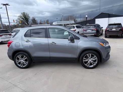 Used 2020 Chevrolet Trax LT w/ Driver Confidence Package image 70