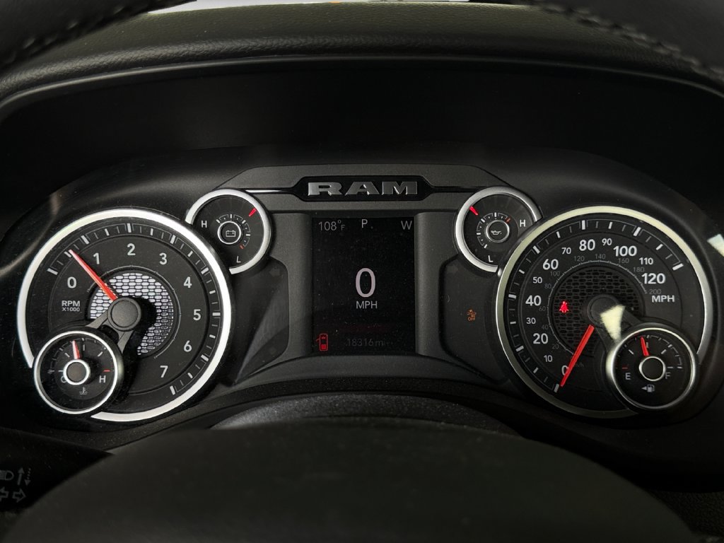 Used 2025 RAM 1500 Big Horn AWD/4WD image 23
